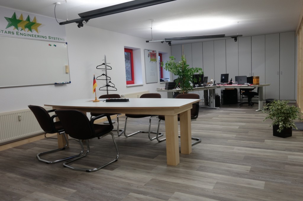 DSC00766 Office- and R&D-Area